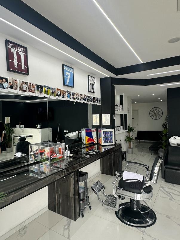 SEVEN BARBER SALON